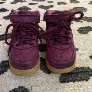 Nike Air Force 1 hi top - maroon suede - size 7c toddler
